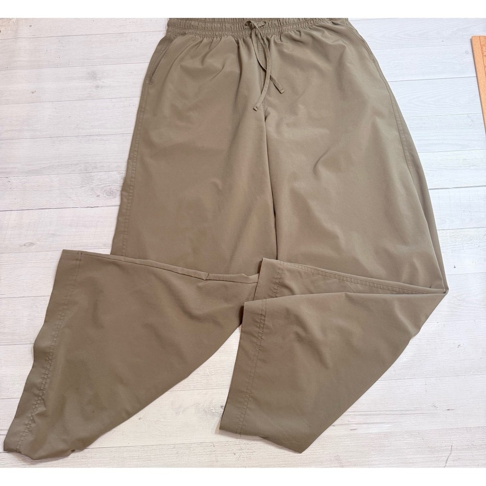 Old Navy Stretch Tech tan wide leg pull on pants size medium‎ Tall